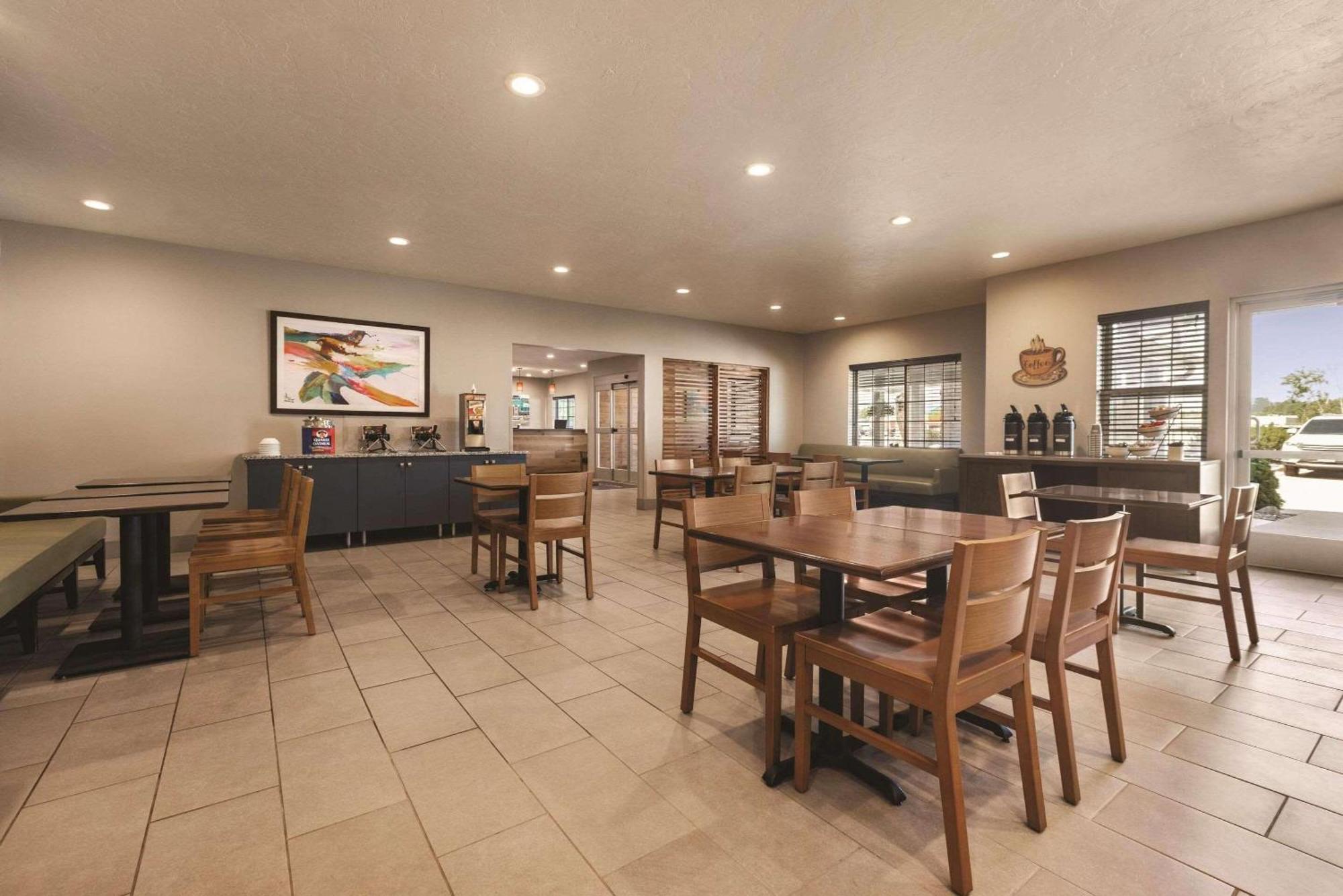 Country Inn & Suites By Radisson, Green Bay North Exteriör bild