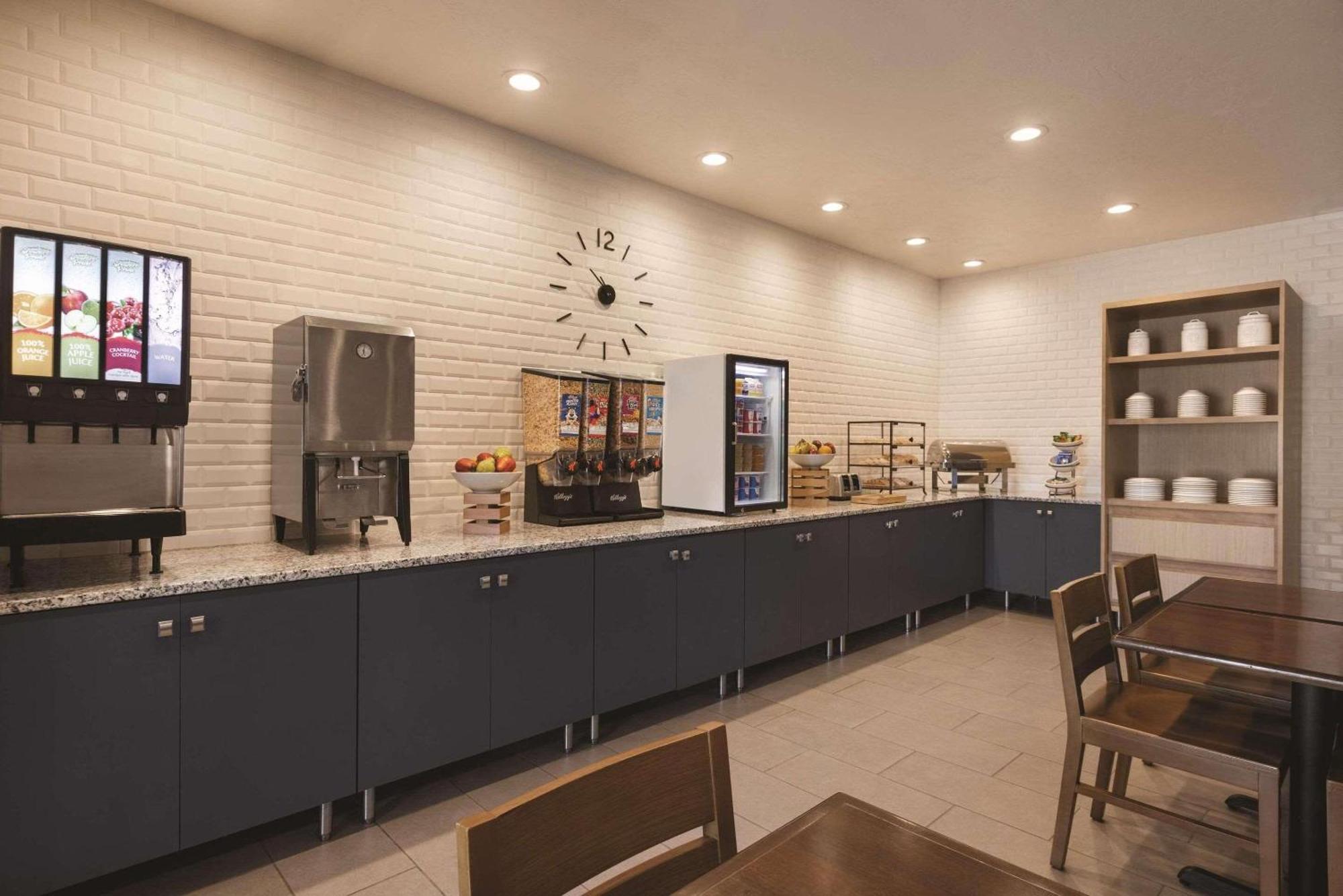 Country Inn & Suites By Radisson, Green Bay North Exteriör bild