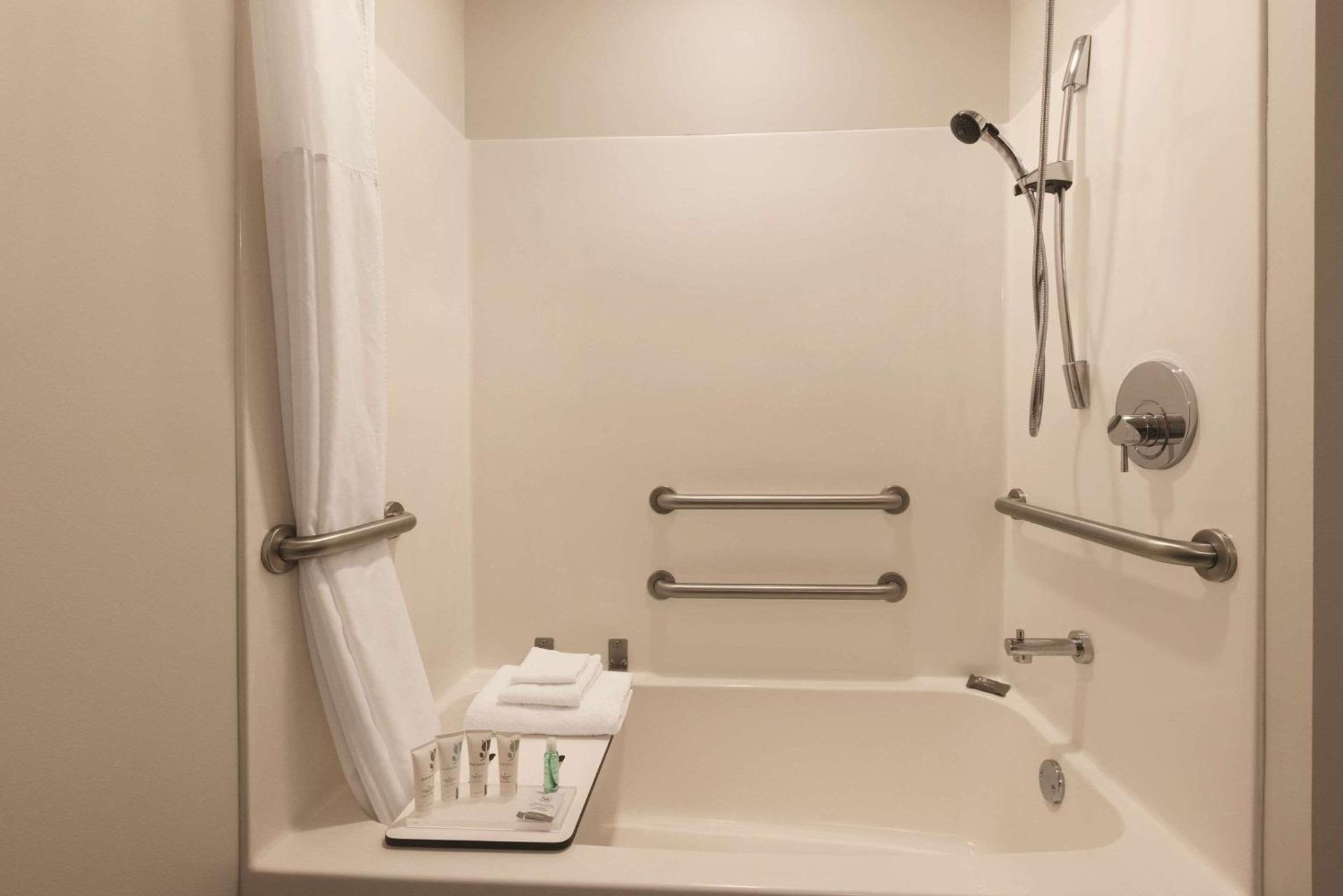 Country Inn & Suites By Radisson, Green Bay North Exteriör bild