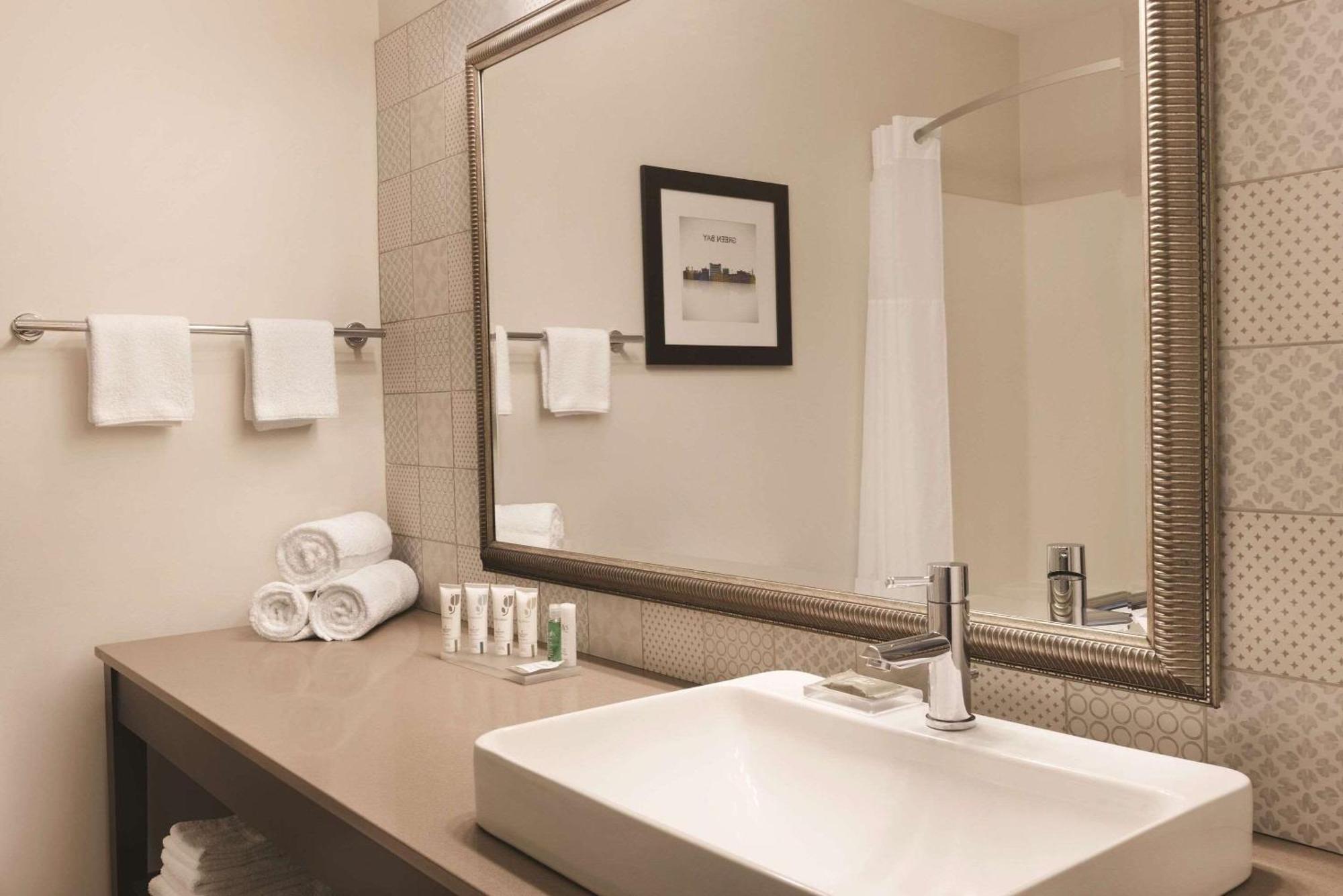 Country Inn & Suites By Radisson, Green Bay North Exteriör bild